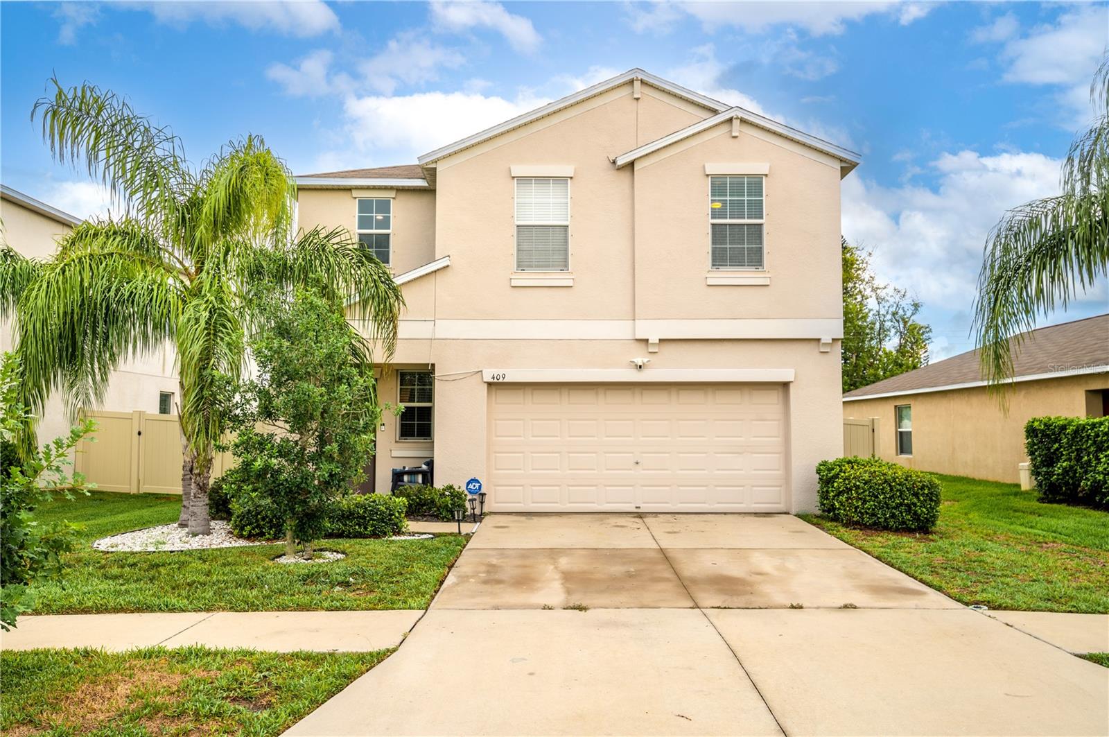 409 Serenity Mill Loop, FL