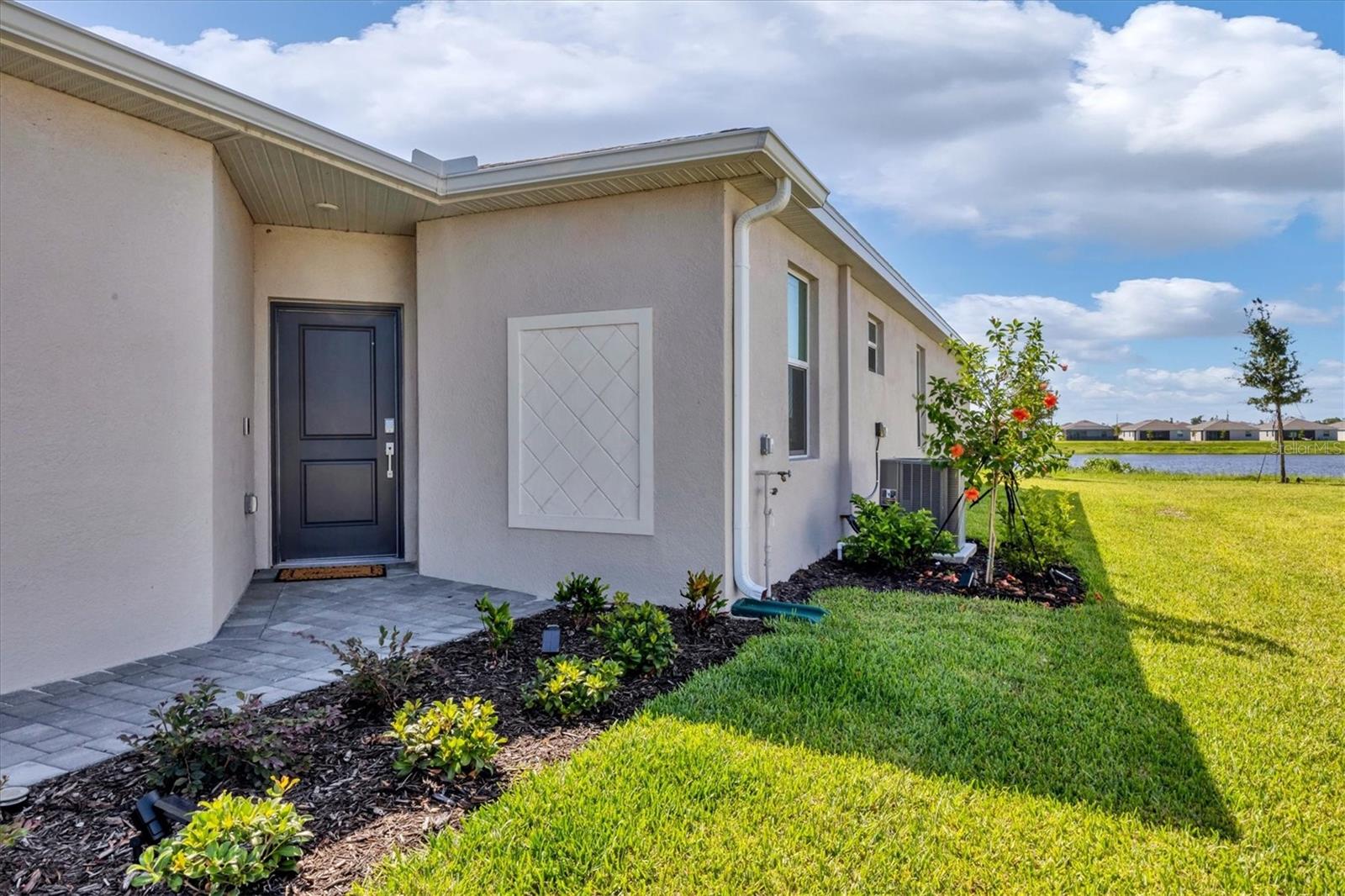 8757 Saint Kitts Circle, FL