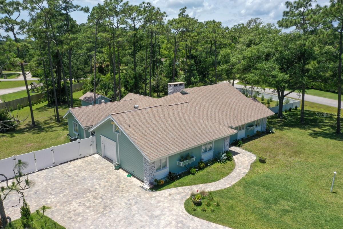 213 Riverbend Road, FL