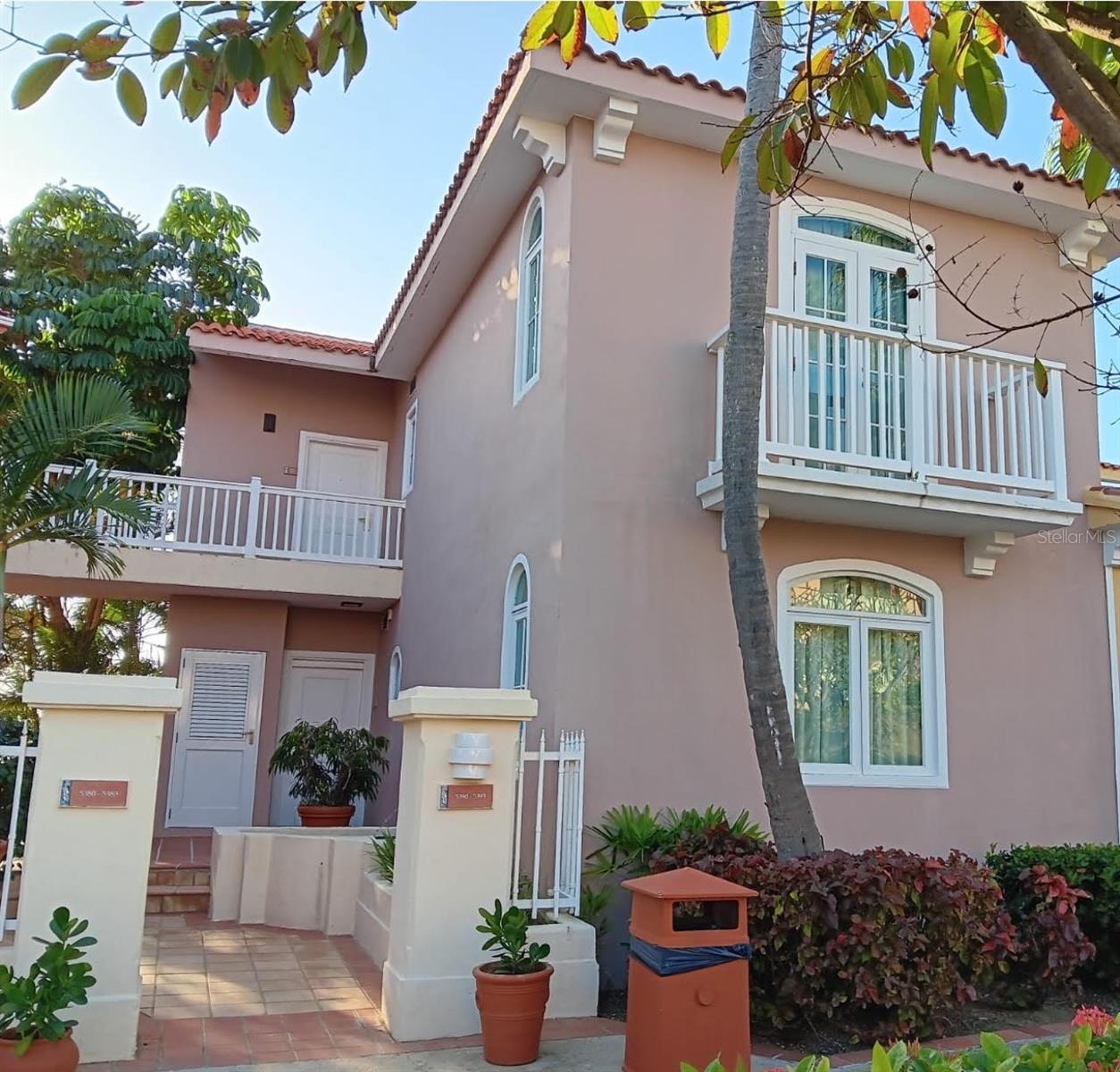 Las Casitas Village 1 Ave Conquistador, PR