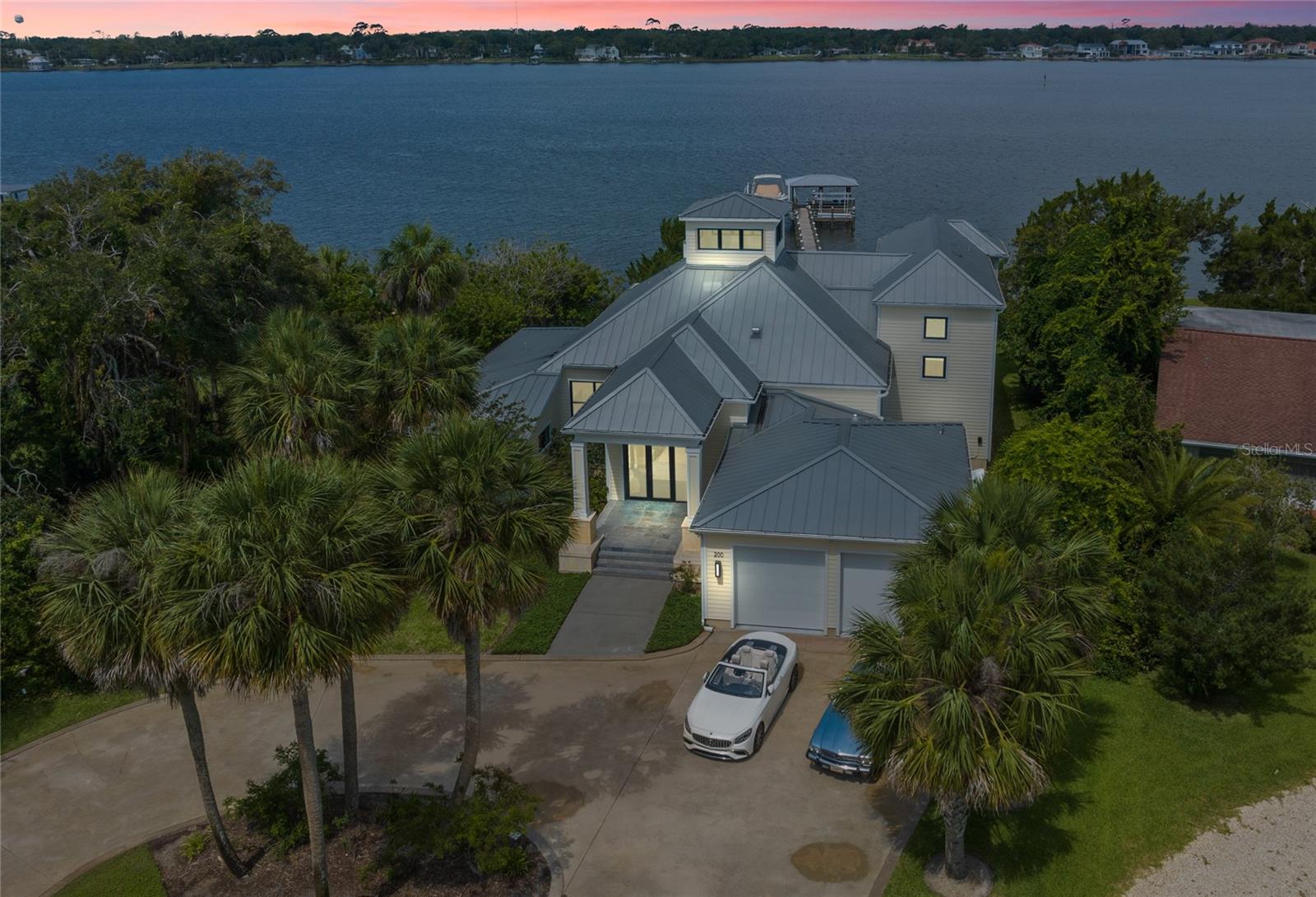 200 John Anderson Drive, FL