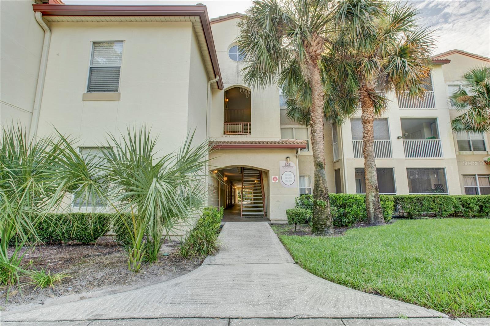823 Camargo Way #101, FL
