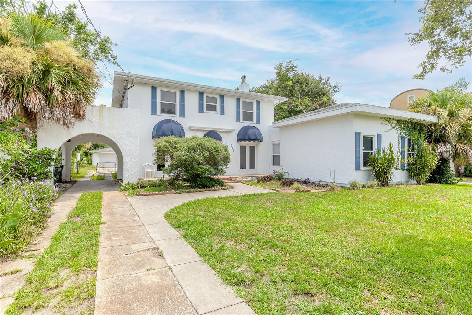 724 N Oleander Ave, FL