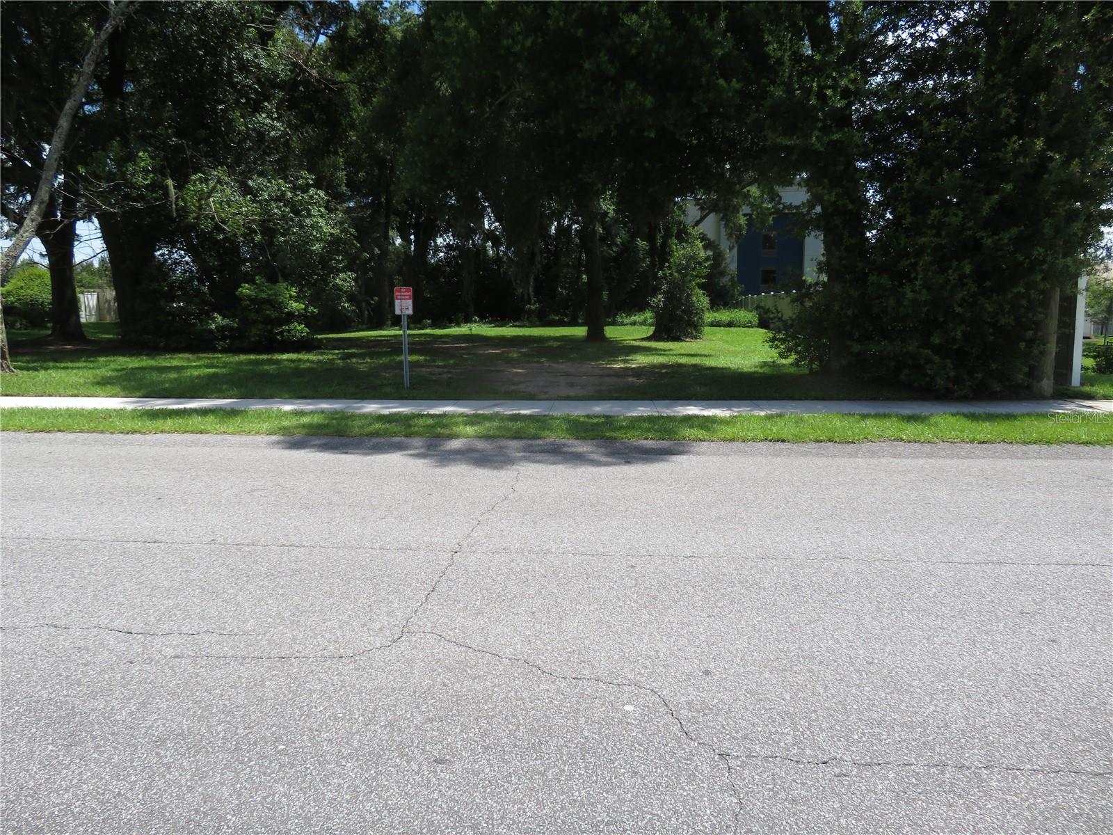 DADE CITY, FL
