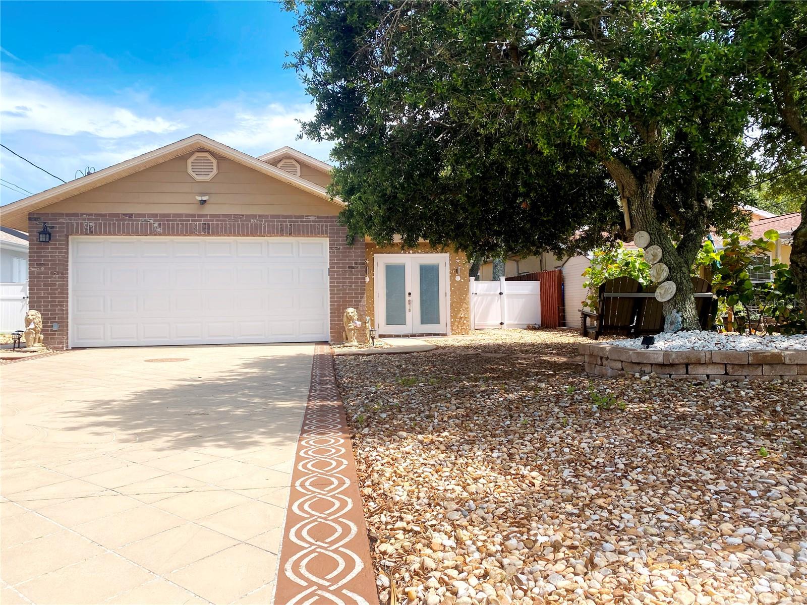 829 12th Avenue, FL