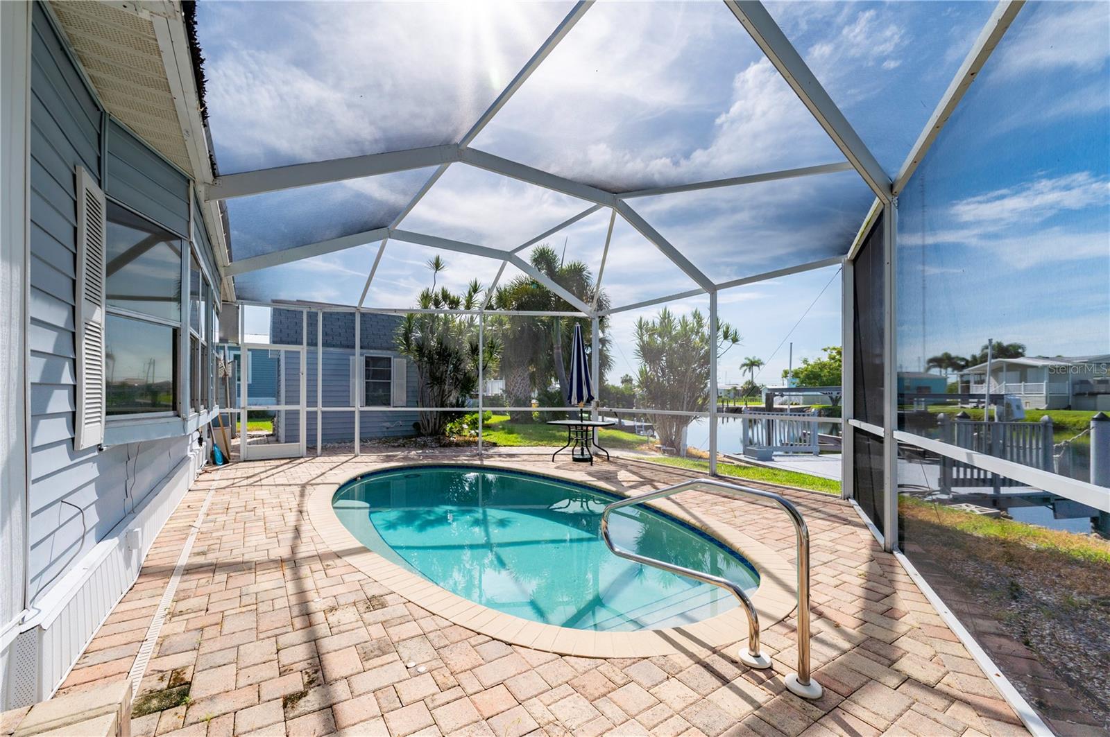 731 Tangerine Court, FL