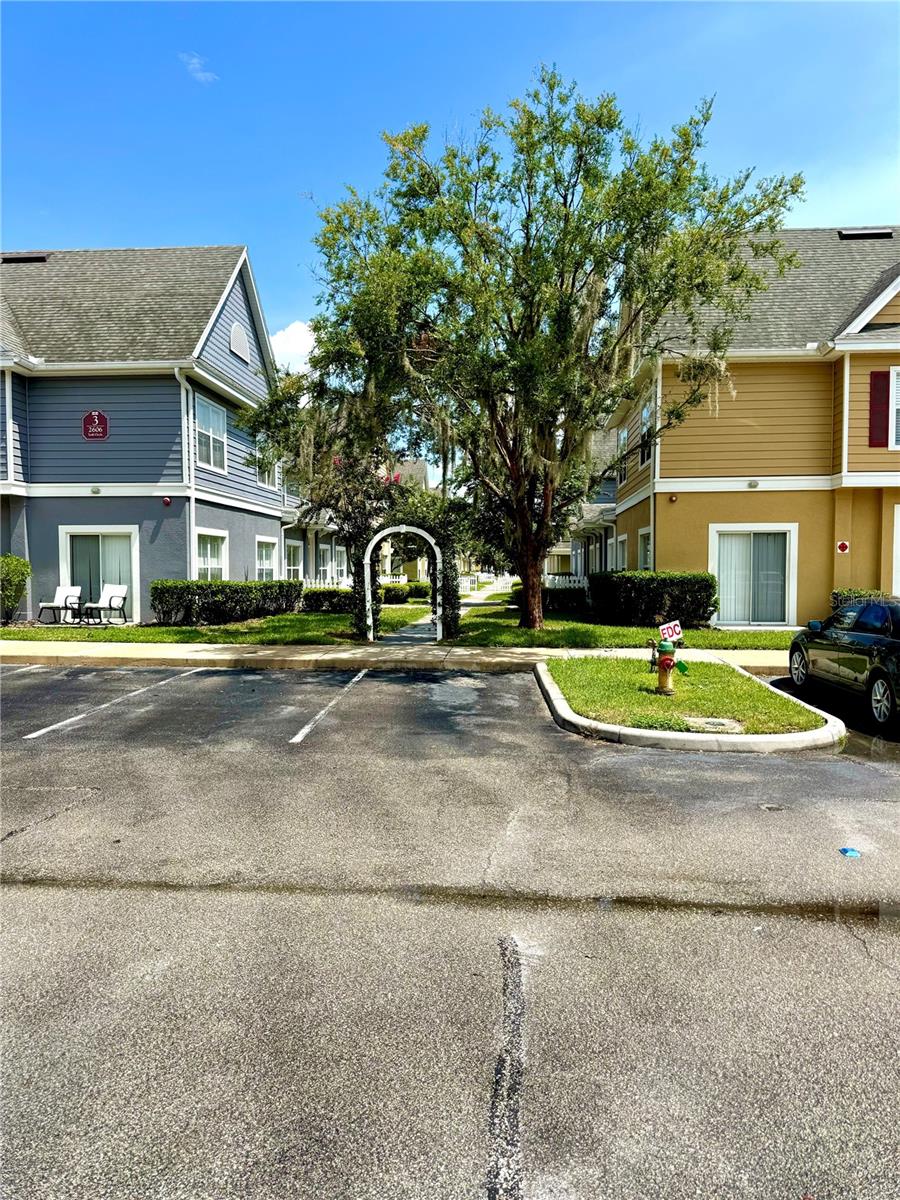 2606 Lodi Circle, FL