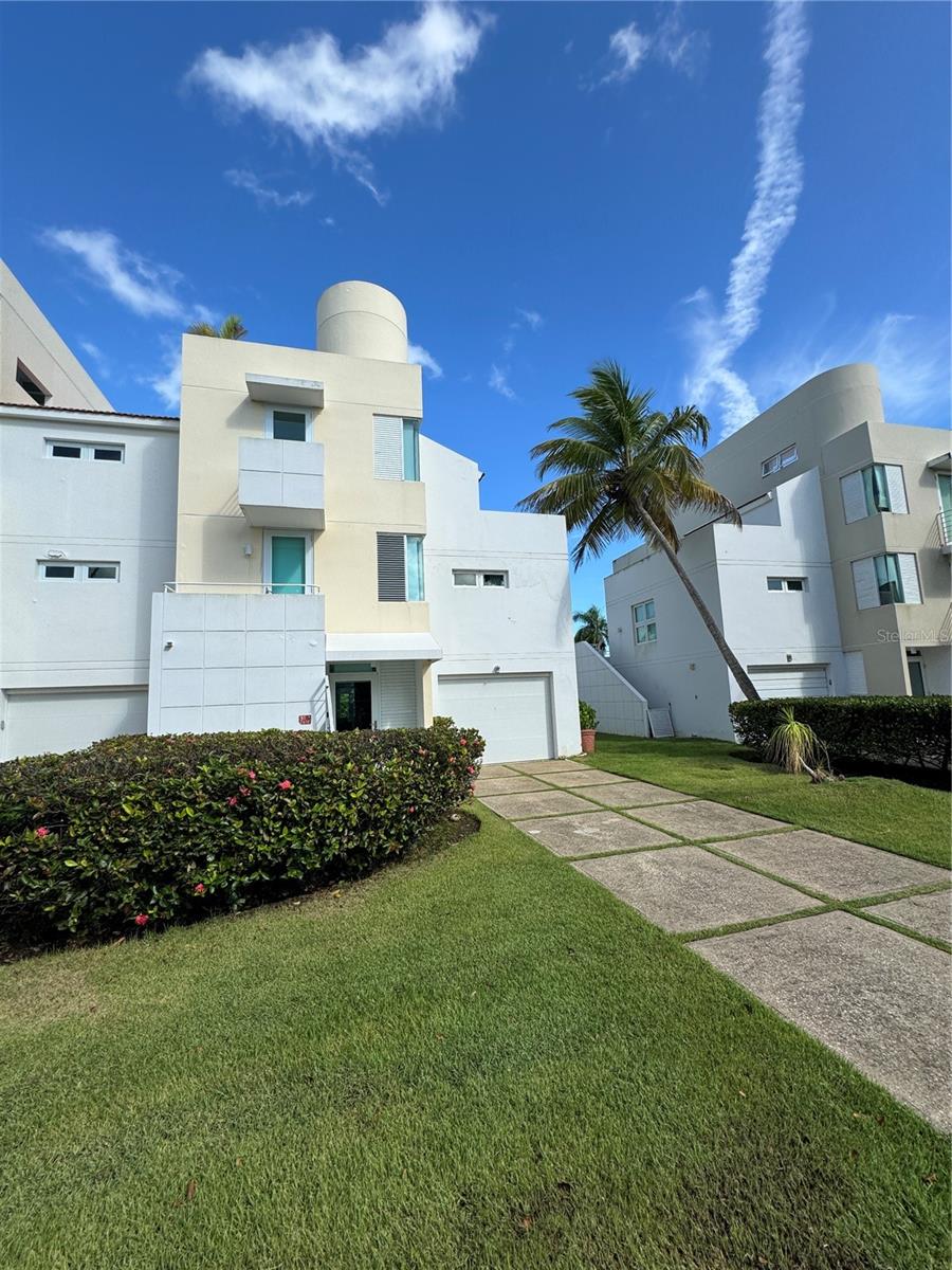 Villas De Golf East Dorado Del Mar Boulevard, PR