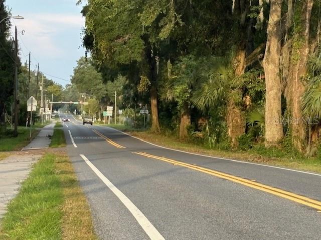 4th Ave., FL
