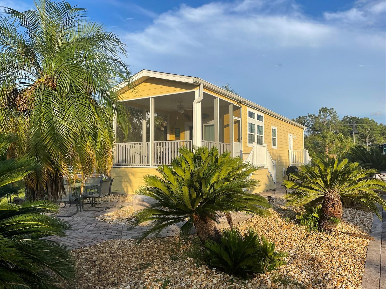 6942 Amanda Vista Circle, FL