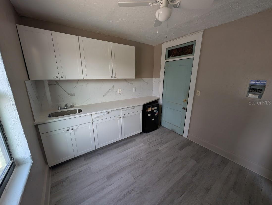401 Colonia Lane, FL