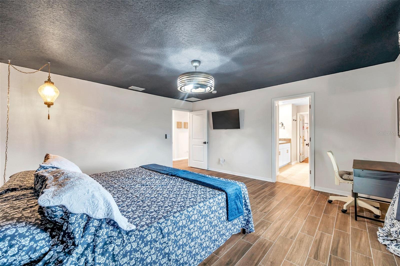 3737 Copperspring Boulevard, FL