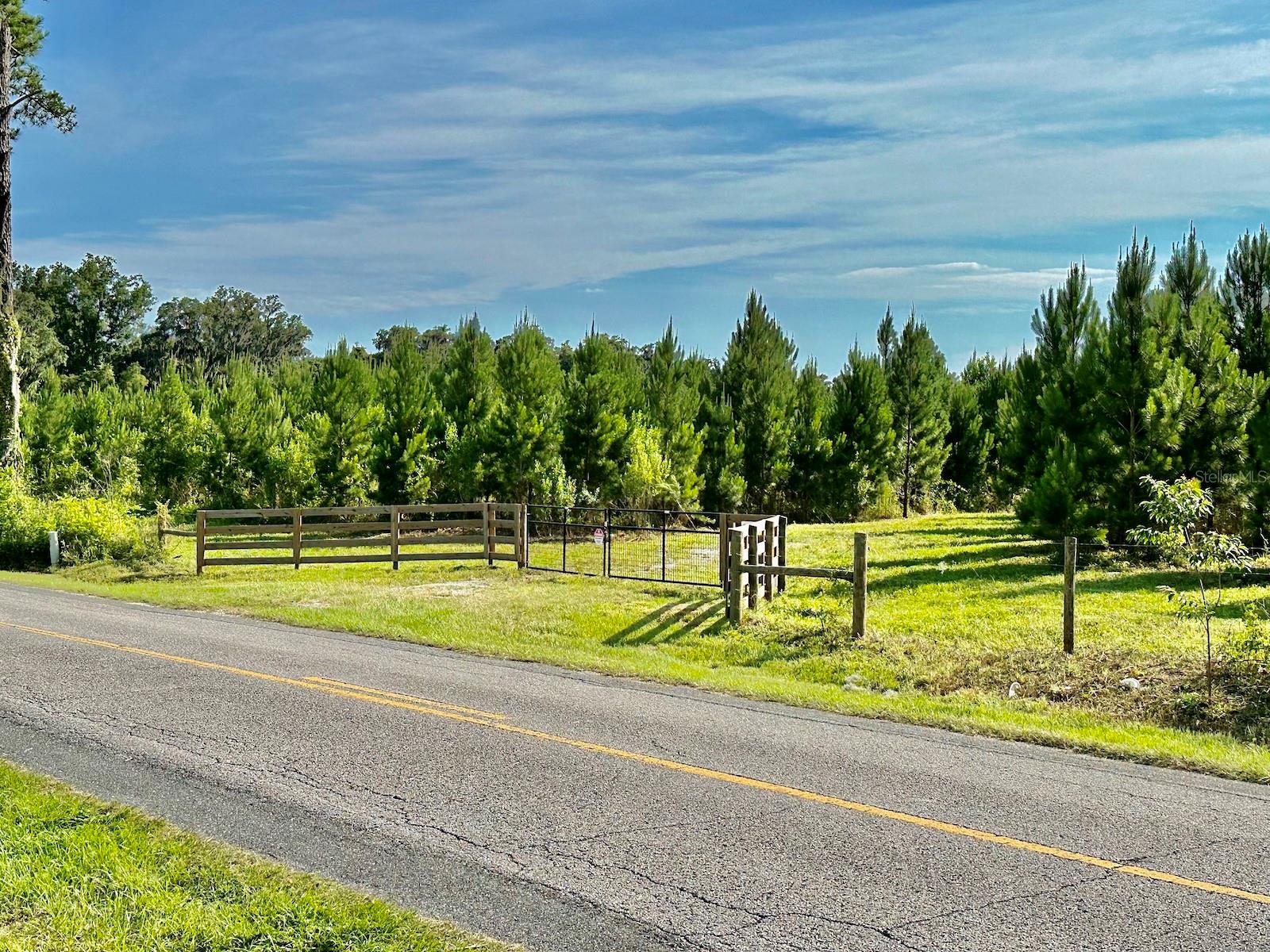 MORRISTON, FL