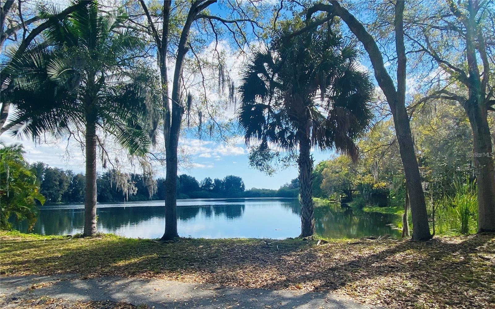2400 Pine Hammock, FL