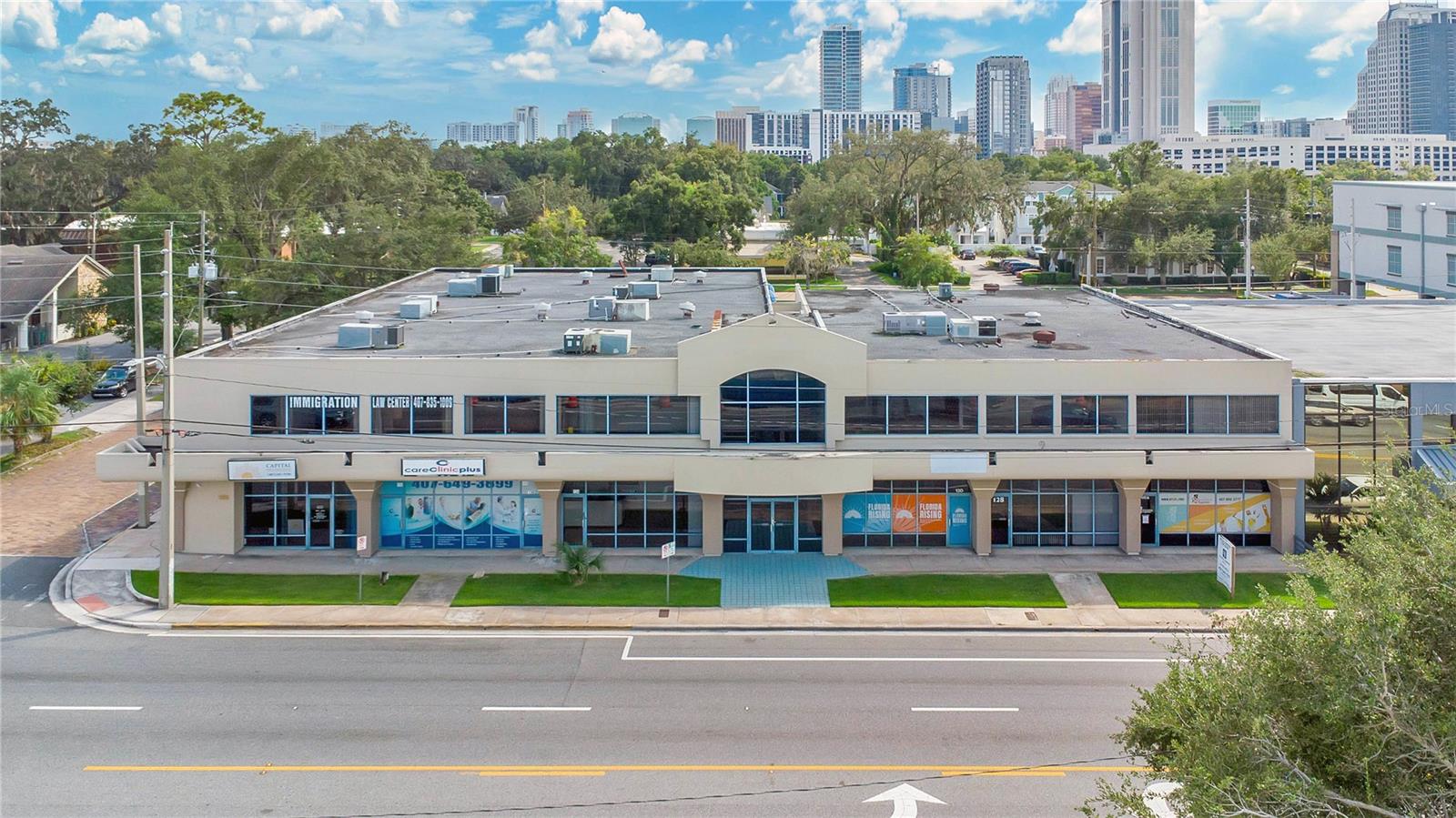 126 E Colonial Dr, FL