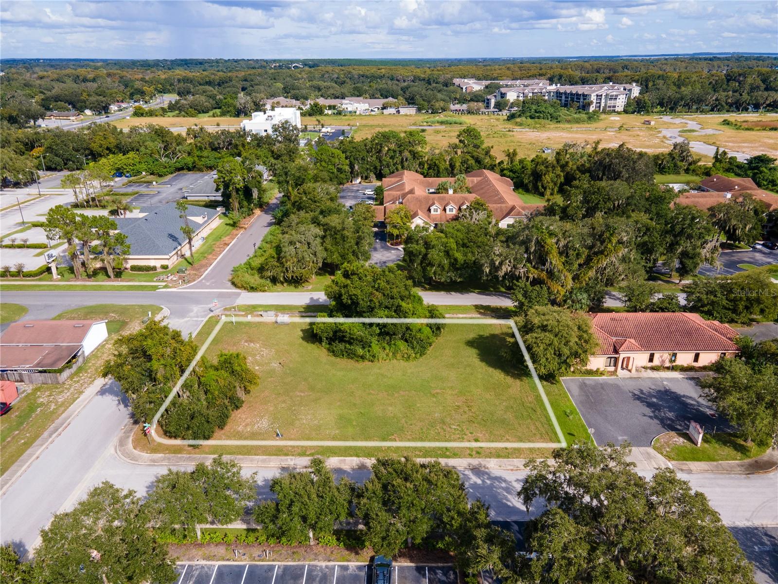700 Physicians Court, FL