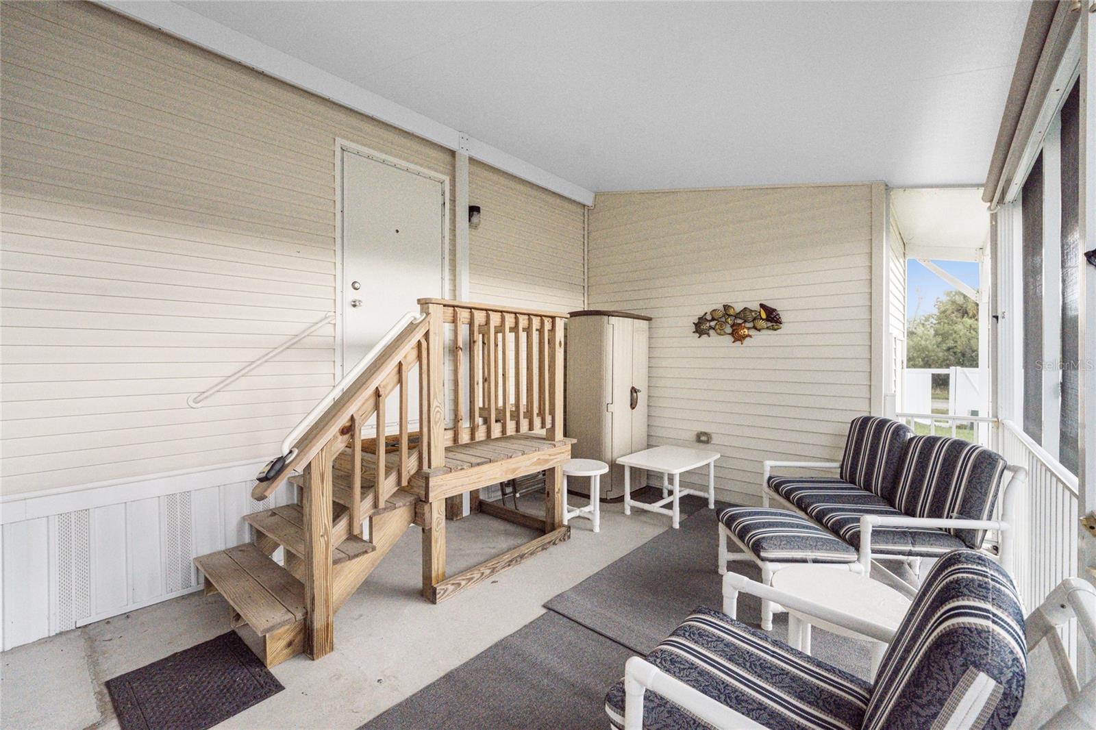 4300 Riverside Drive, FL
