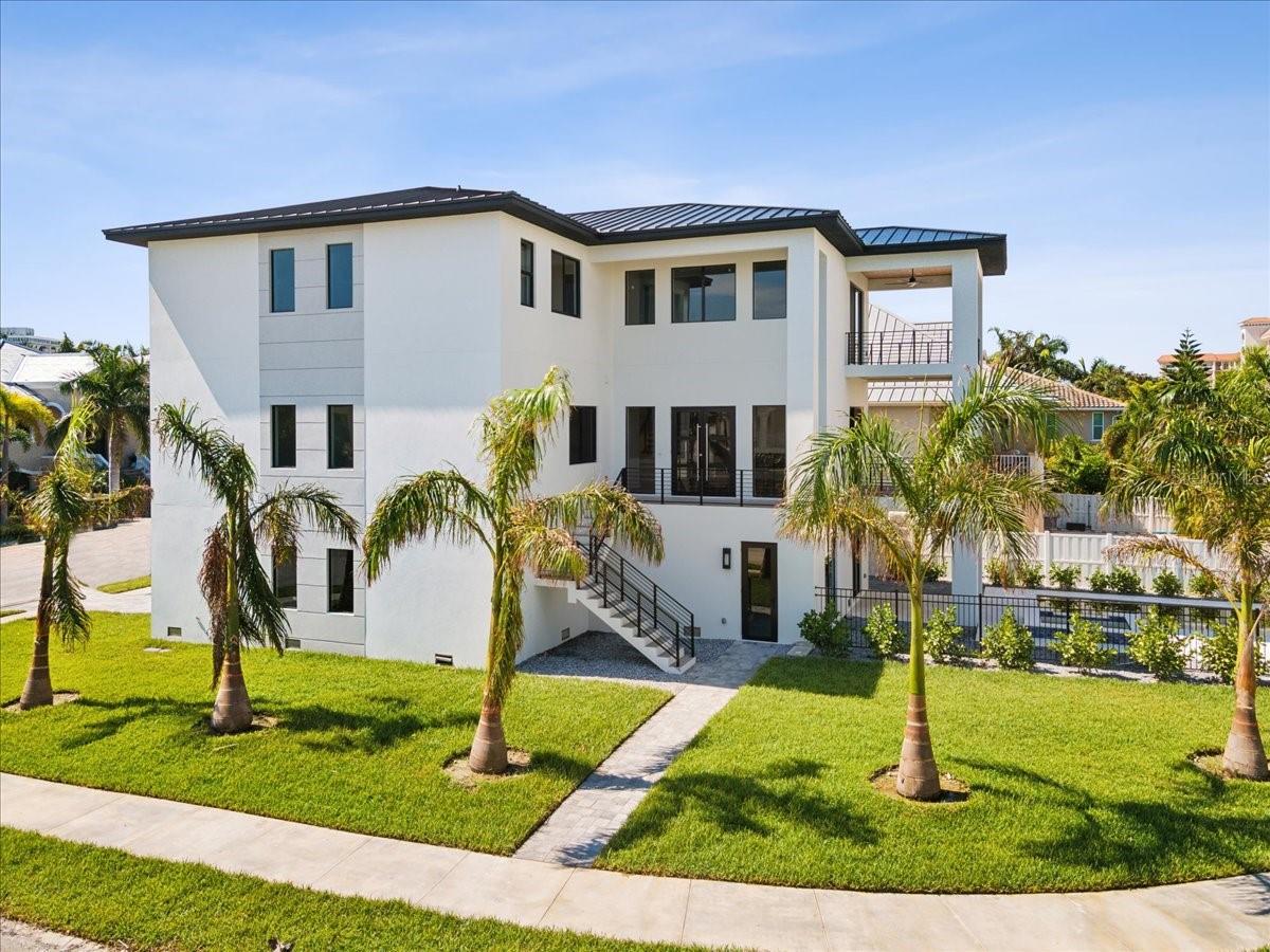 116 Wimbledon Ct, FL