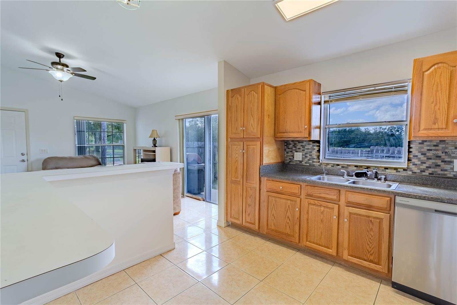 5631 La Joya Court, FL