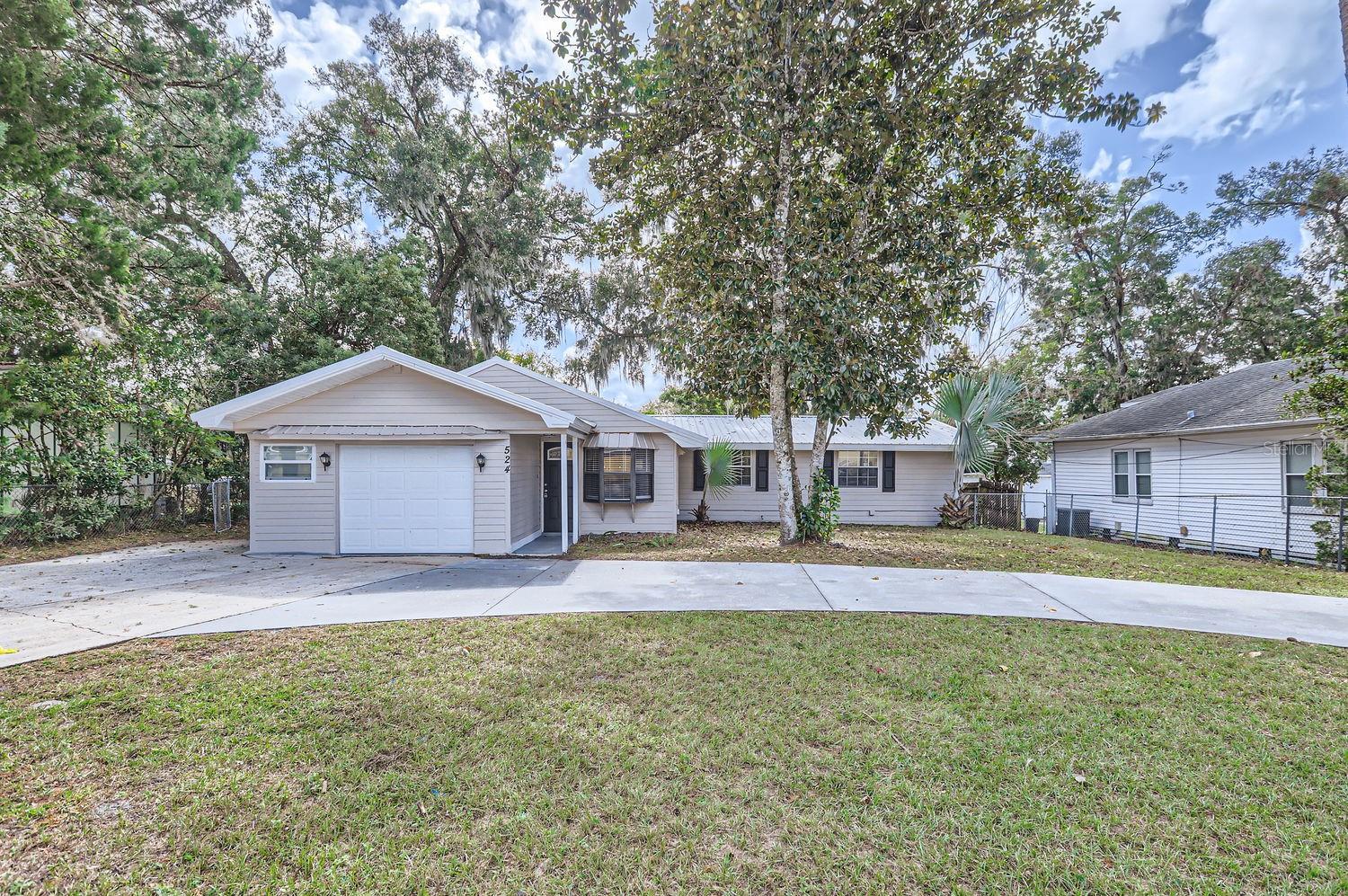 524 E Church St, FL