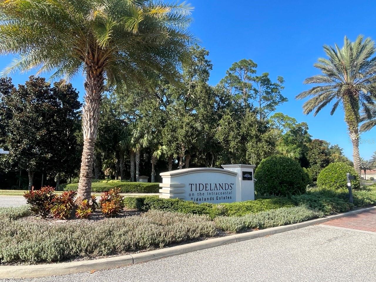 130 Longview Way N, FL