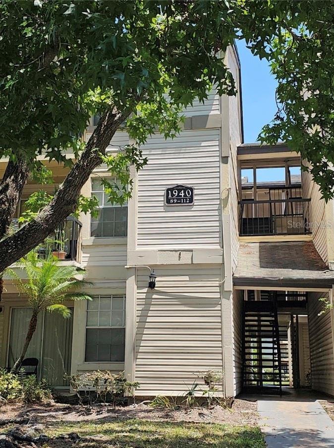 1940 Lake Atriums Circle, FL