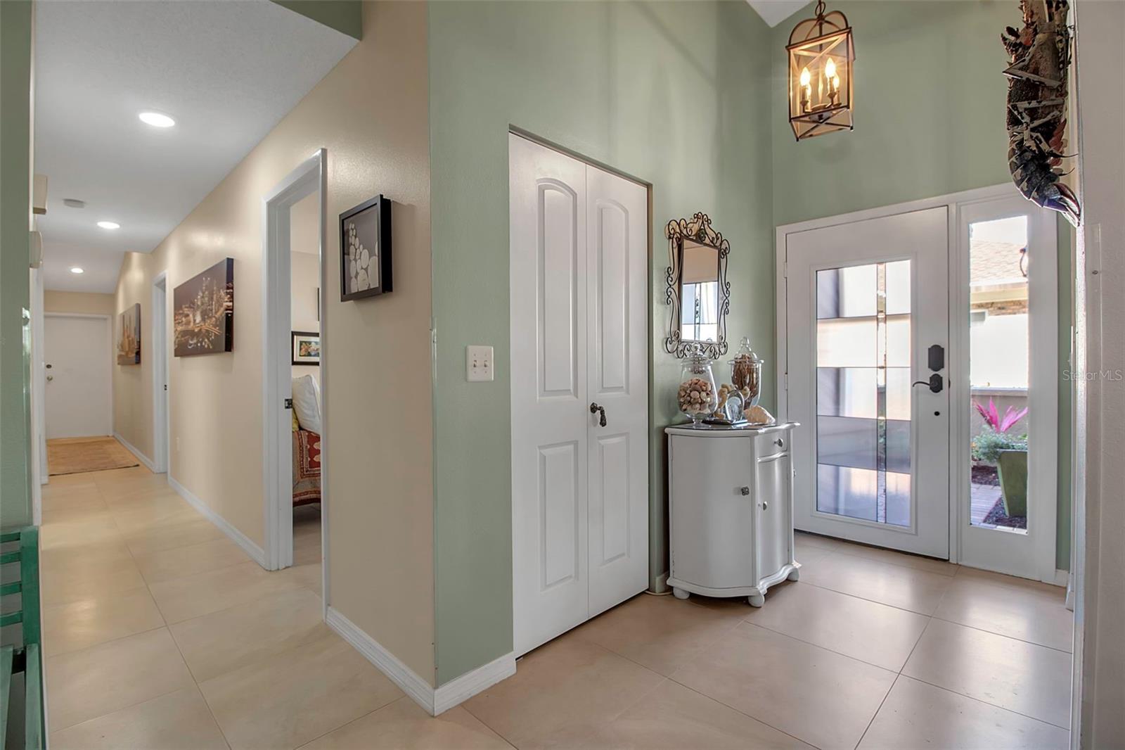 3410 Avenida Madera, FL