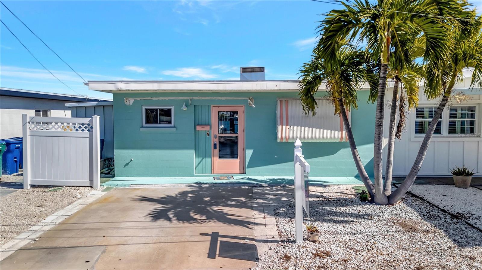 23 Seaside Ct, FL