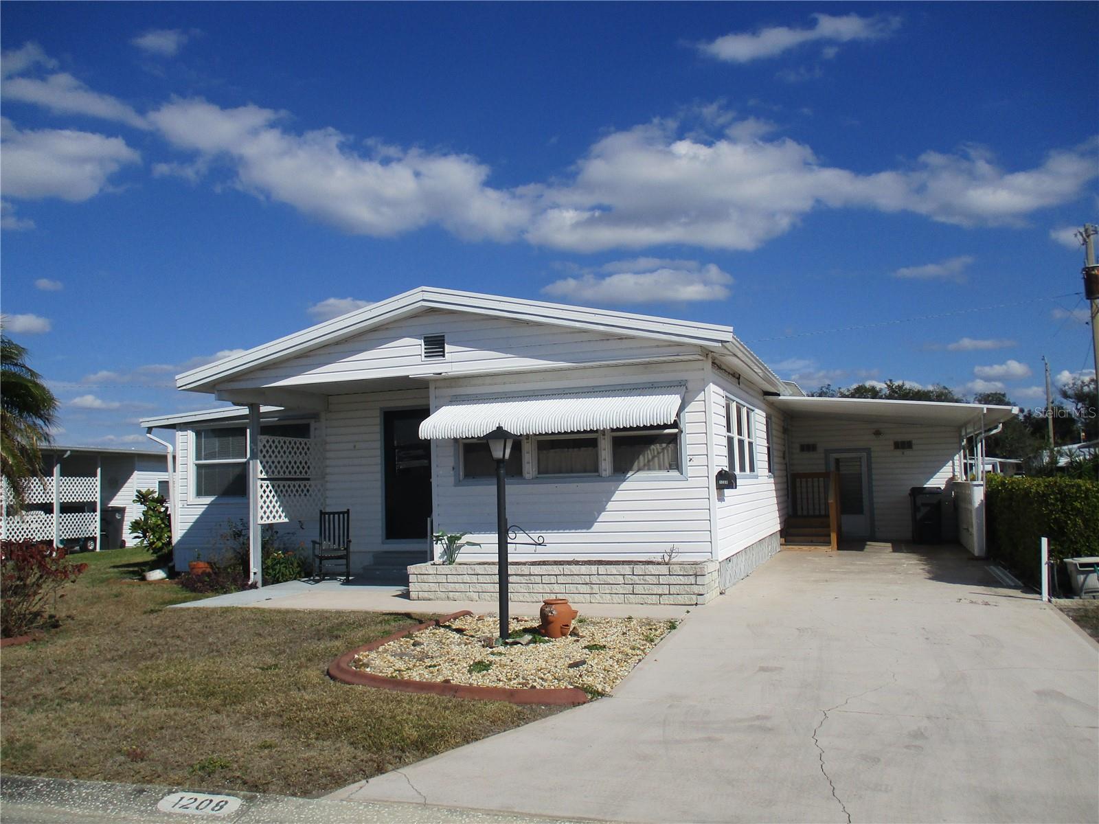 1208 44th Avenue Drive, FL