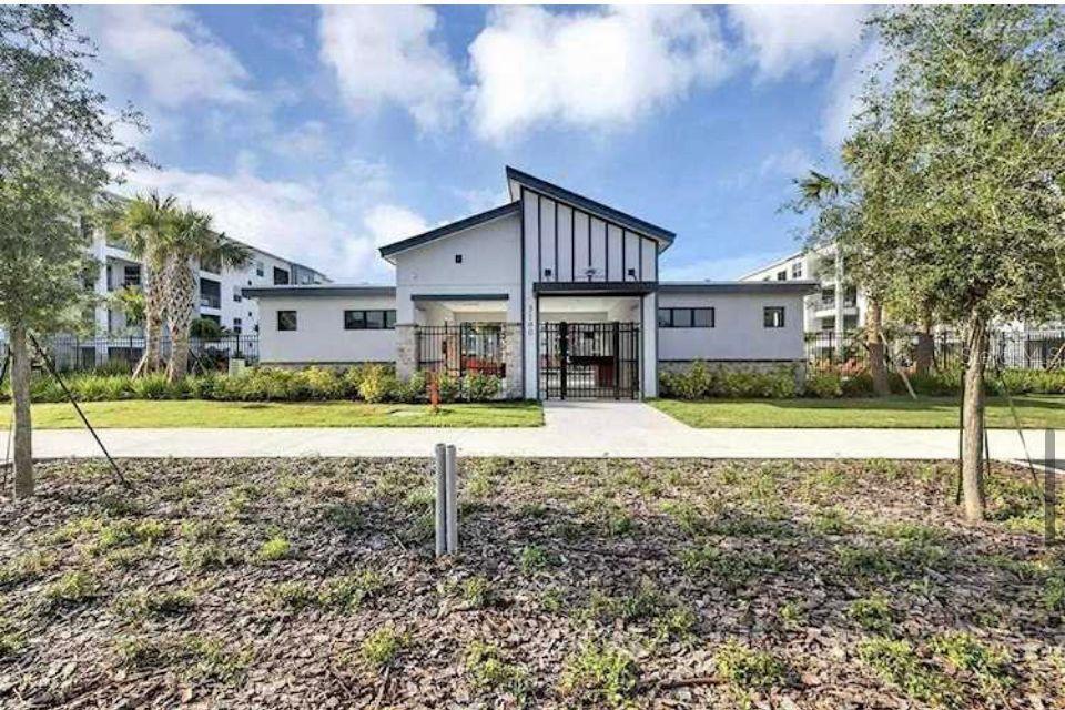 3120 Paradox Cir #304, FL