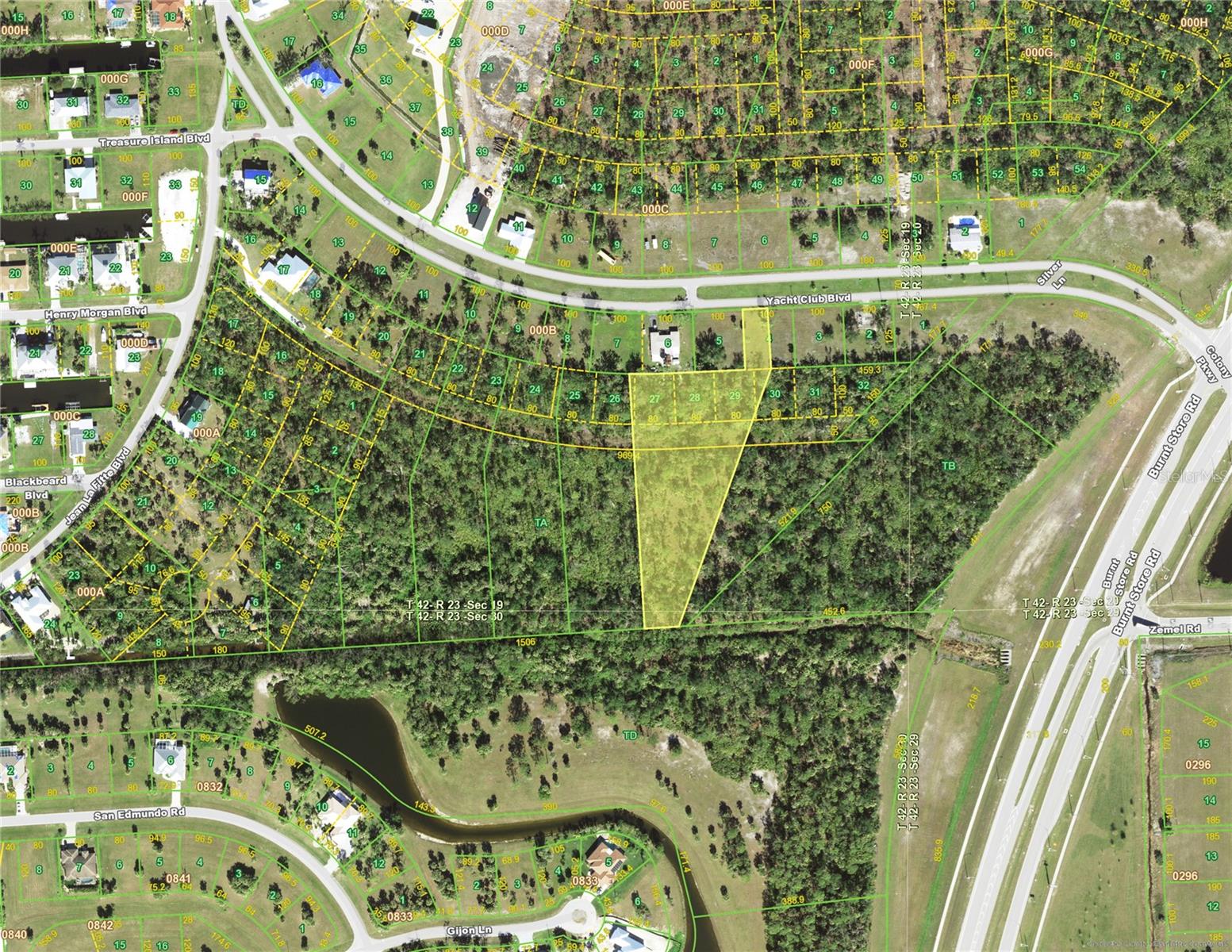 24571 Yacht Club Boulevard, FL