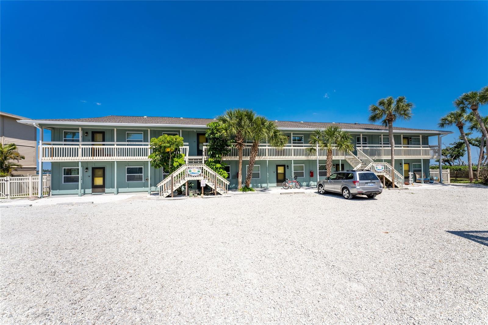 5041 N Beach Rd., FL