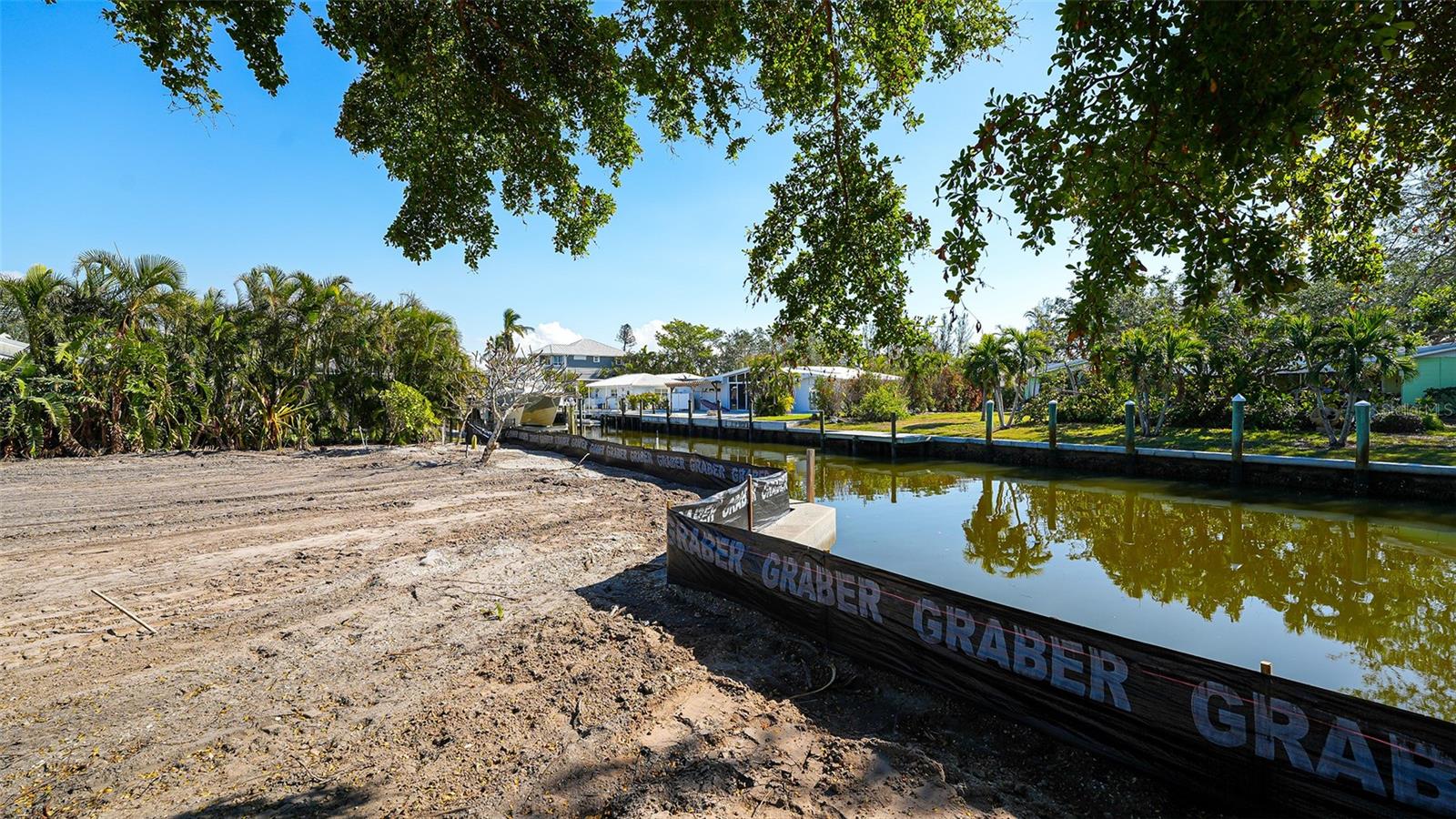 660 Longview Dr, FL