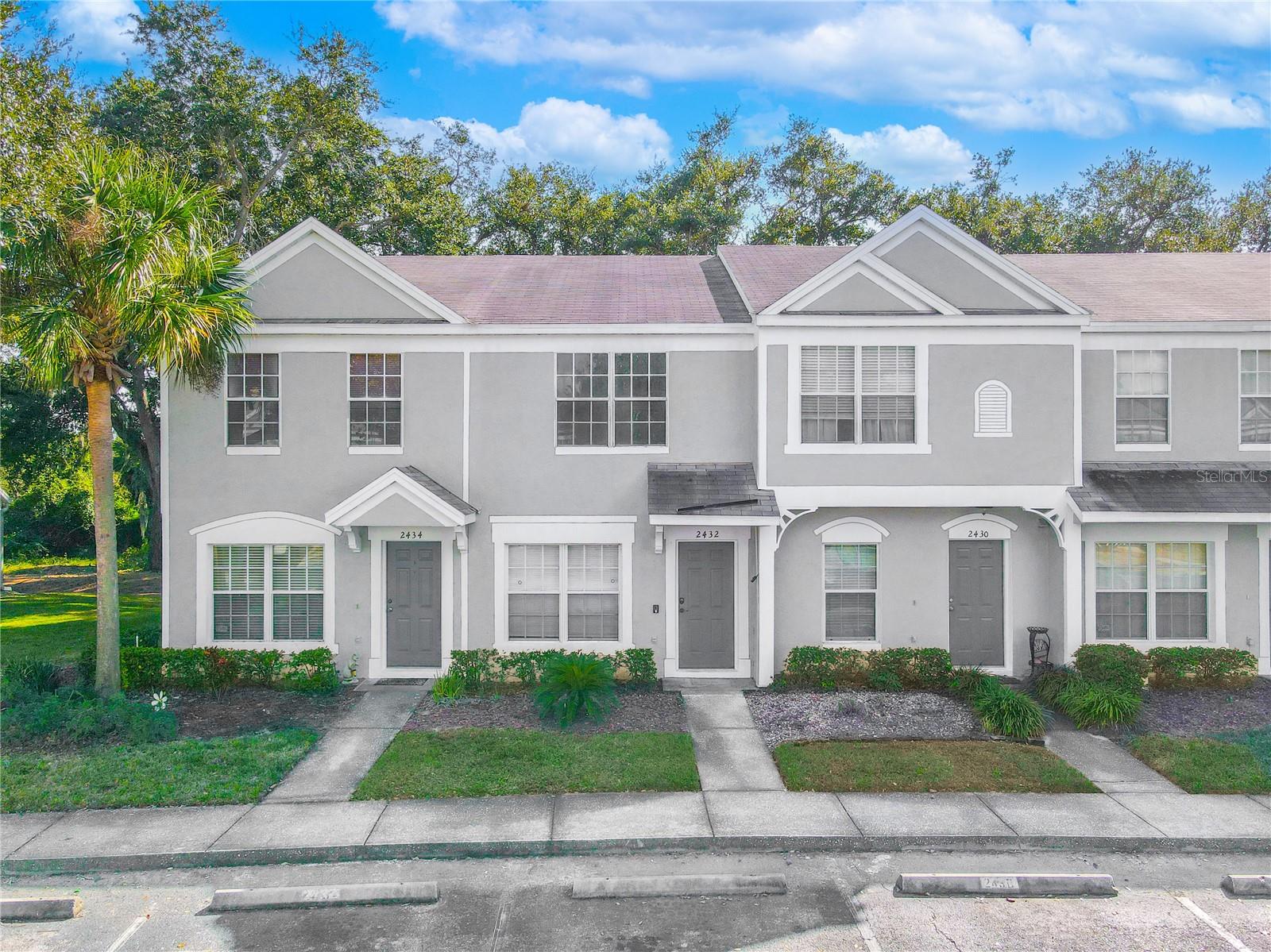 2432 Lake Woodberry Cir, FL