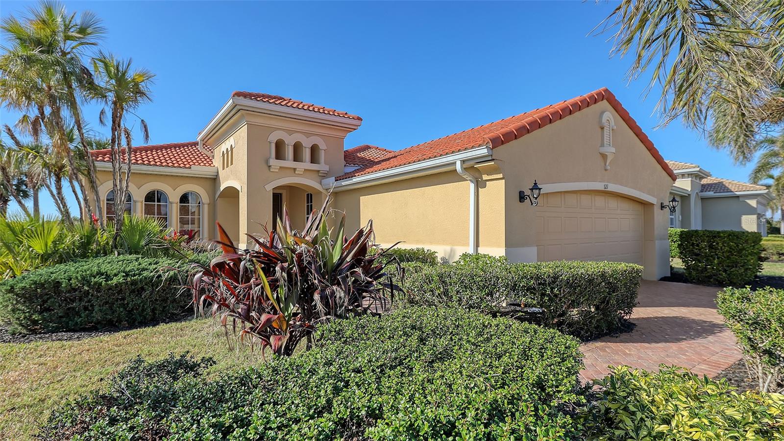 121 Savona Way, FL