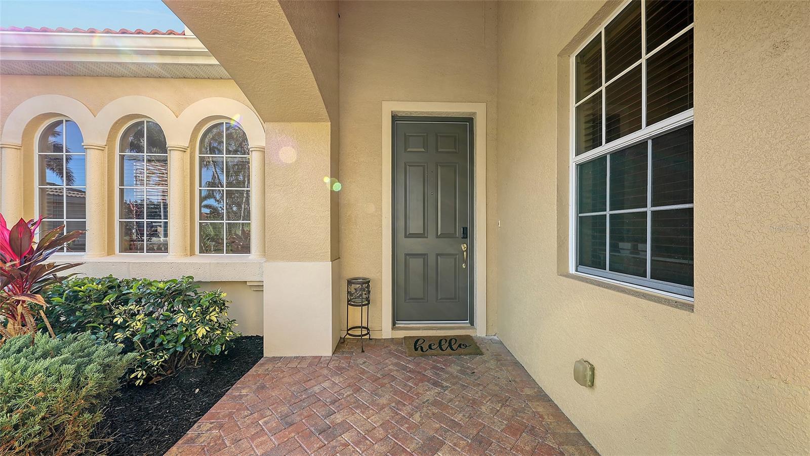 121 Savona Way, FL