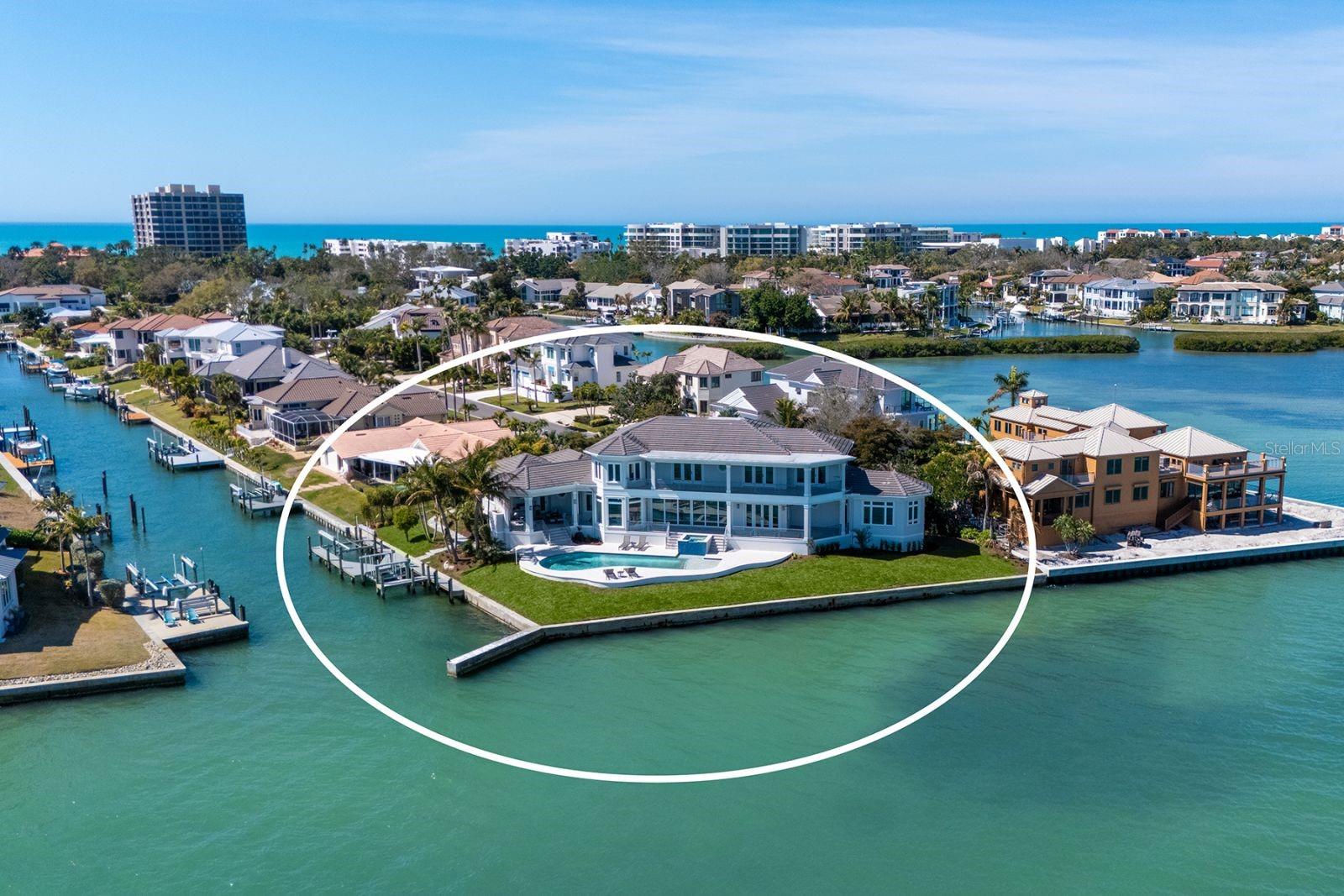 600 Putter Lane, FL
