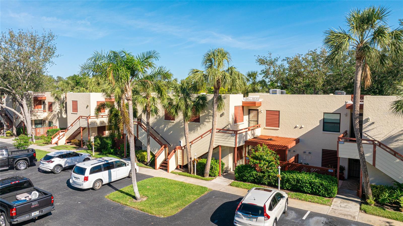 527 Spring Lakes Boulevard, FL