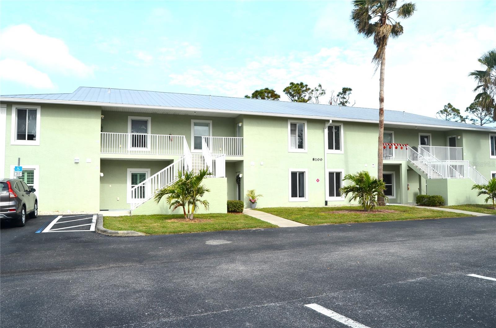 8100 Memory Ln #207, FL