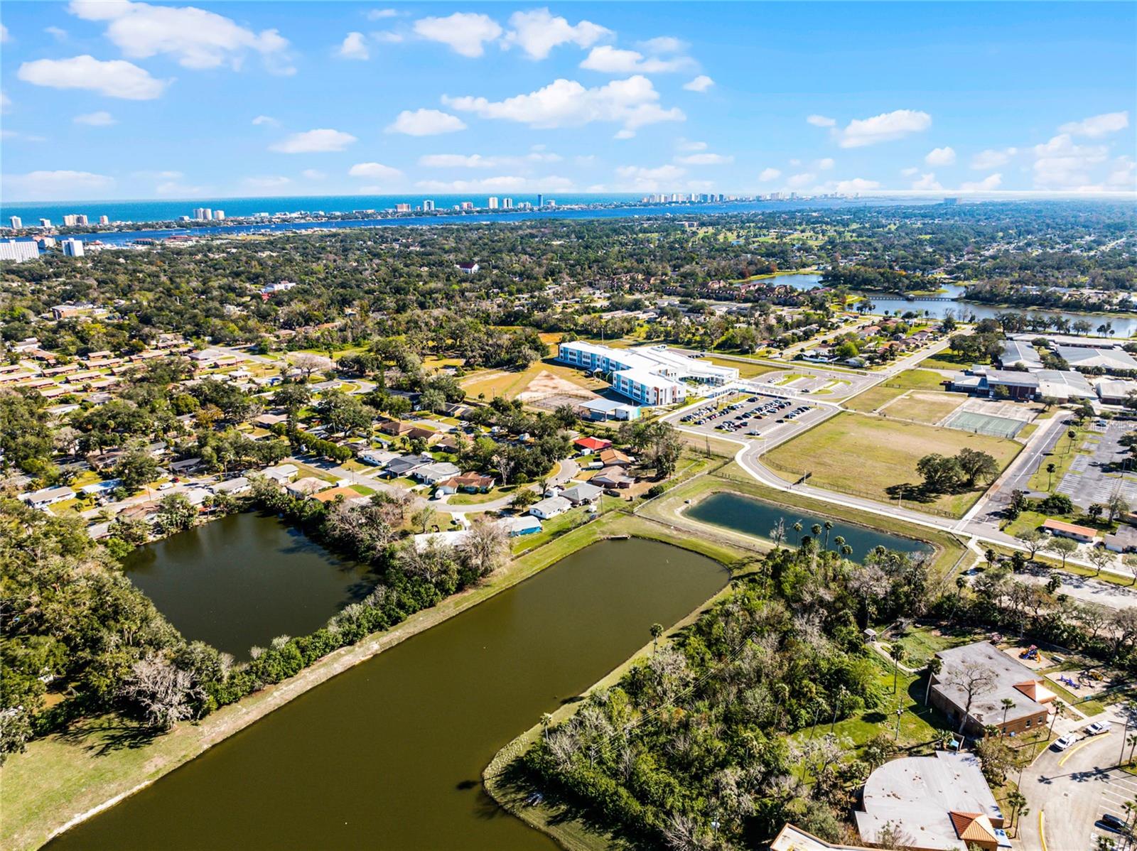 825 Kottle Circle, FL