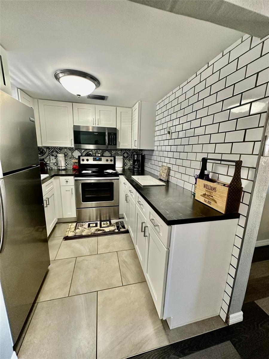 5207 Turquoise Lane, FL