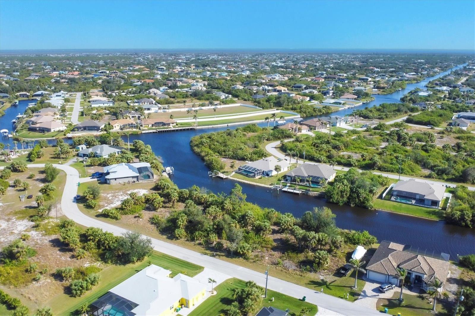 9984 Winnipeg St, FL