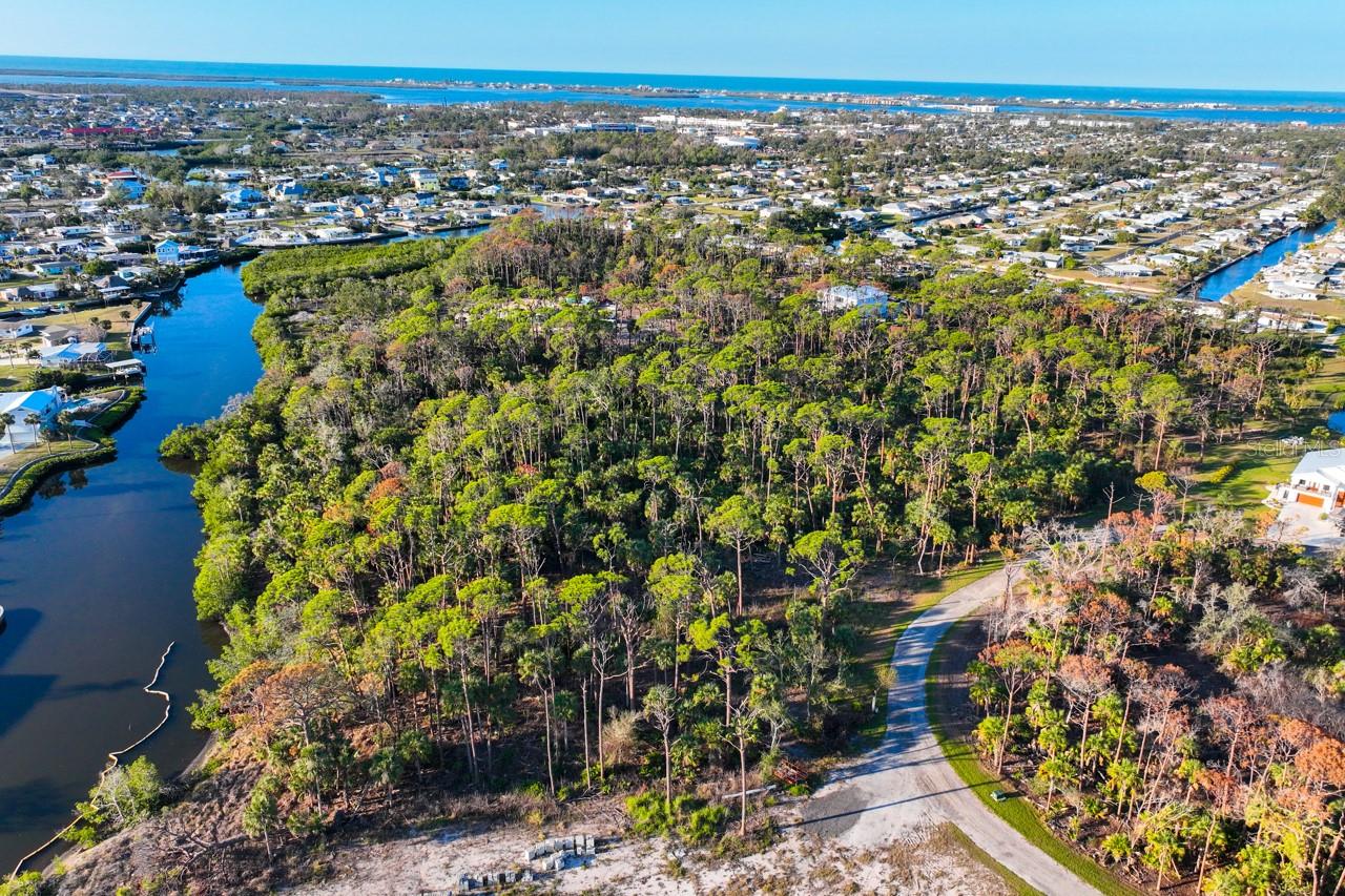 971 Lampp Drive, FL