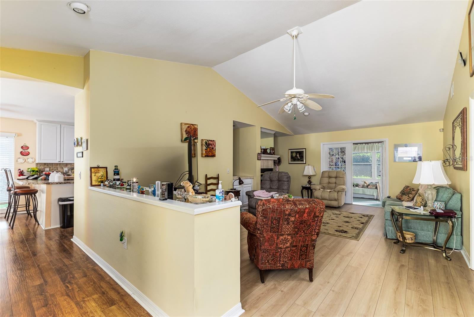1452 Grand Cayman Circle, FL