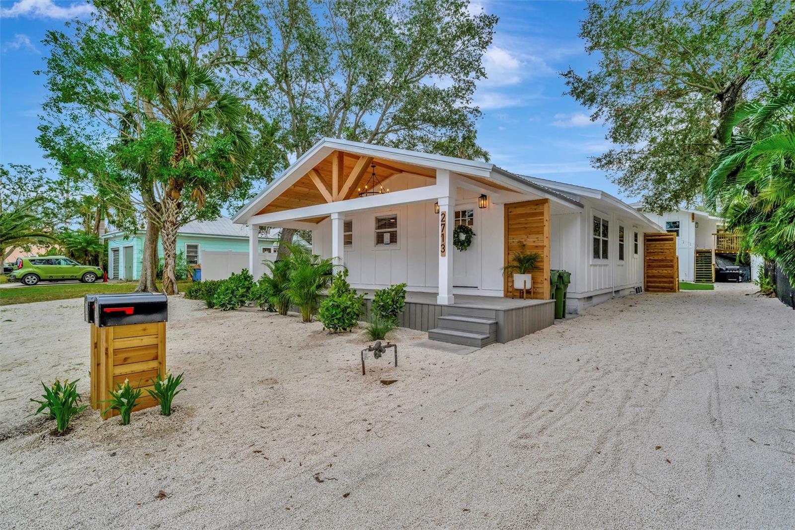 2713 4th Avenue, FL