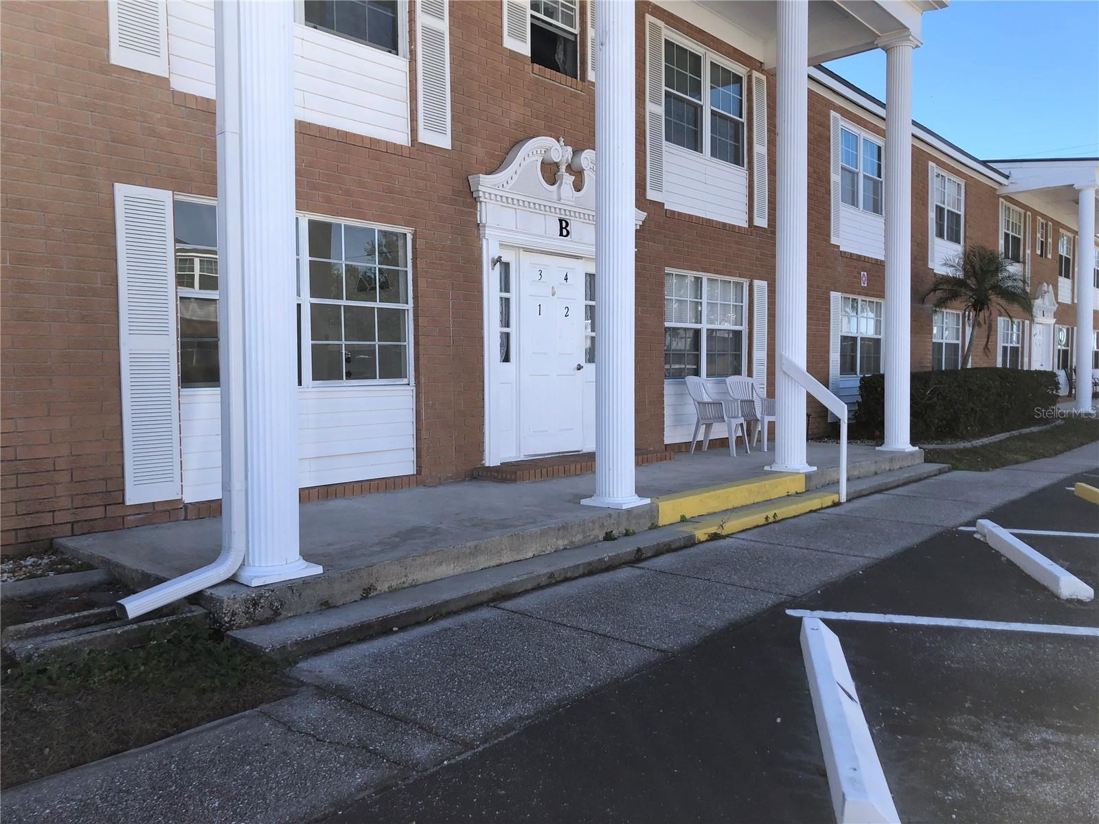 4158 Tamiami Trail, FL