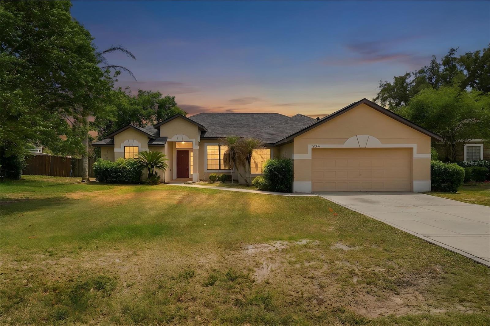 36341 Grand Island Oaks Cir, FL