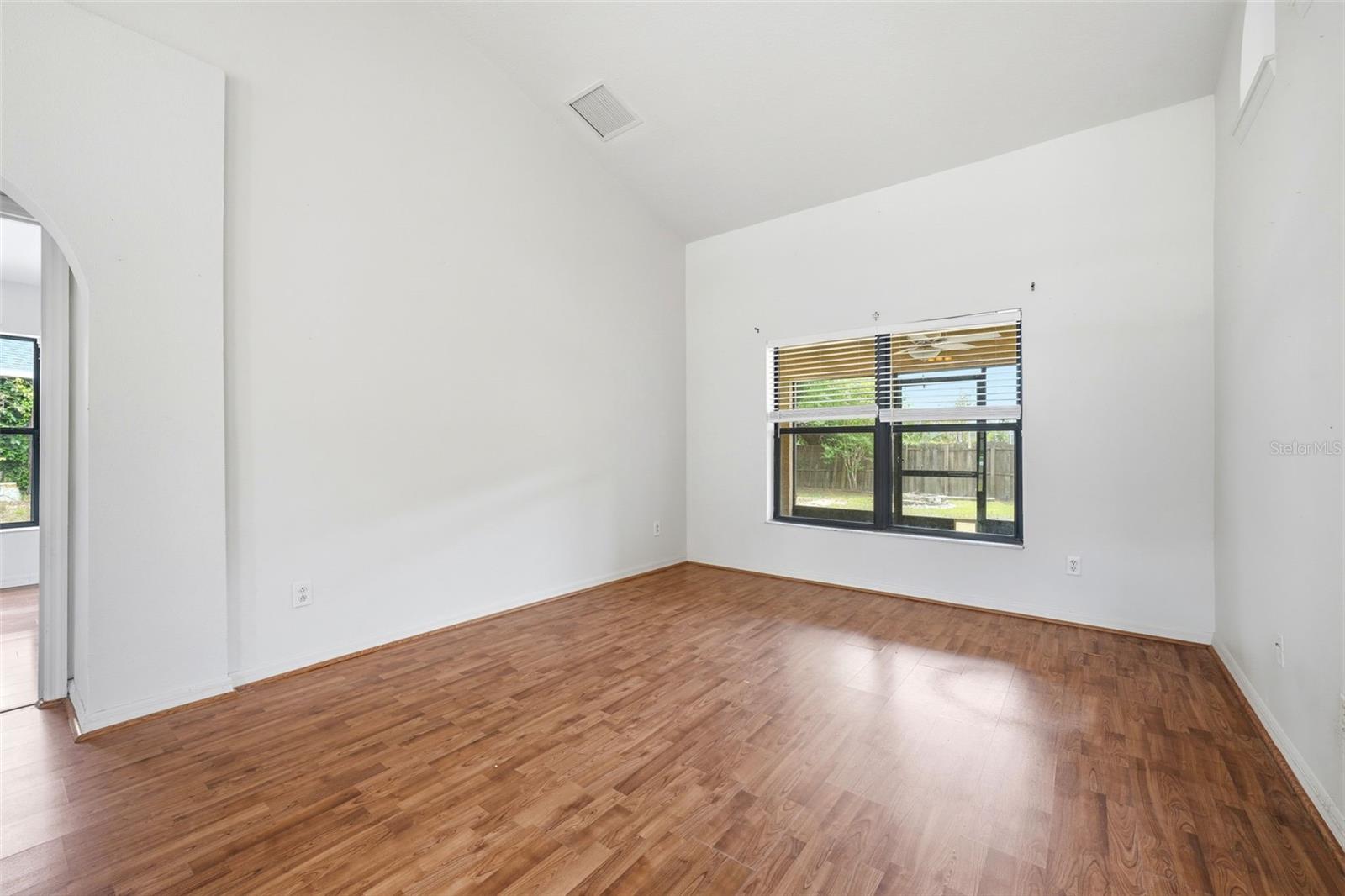 36341 Grand Island Oaks Circle, FL