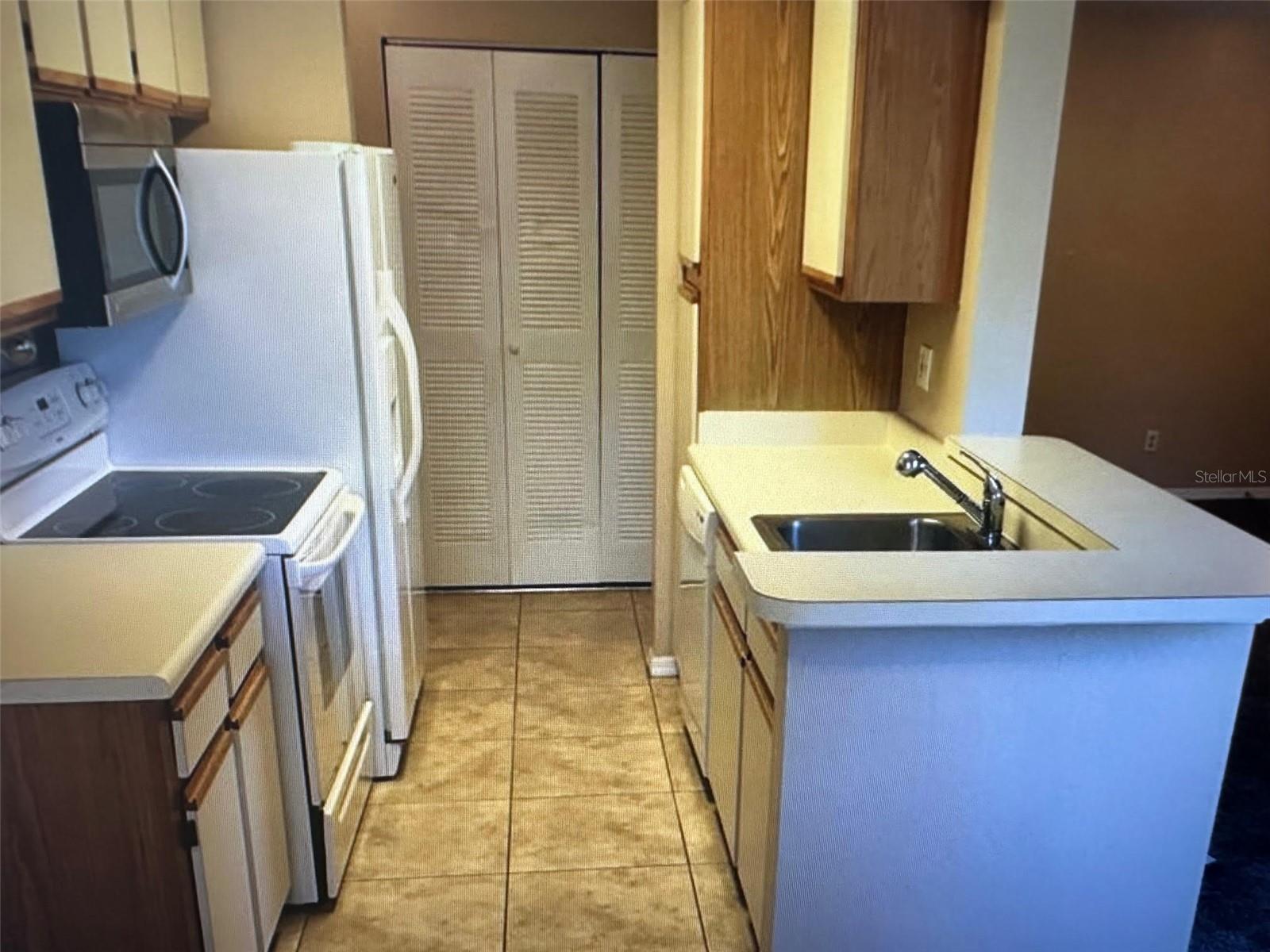 1071 Hiawassee Road, FL