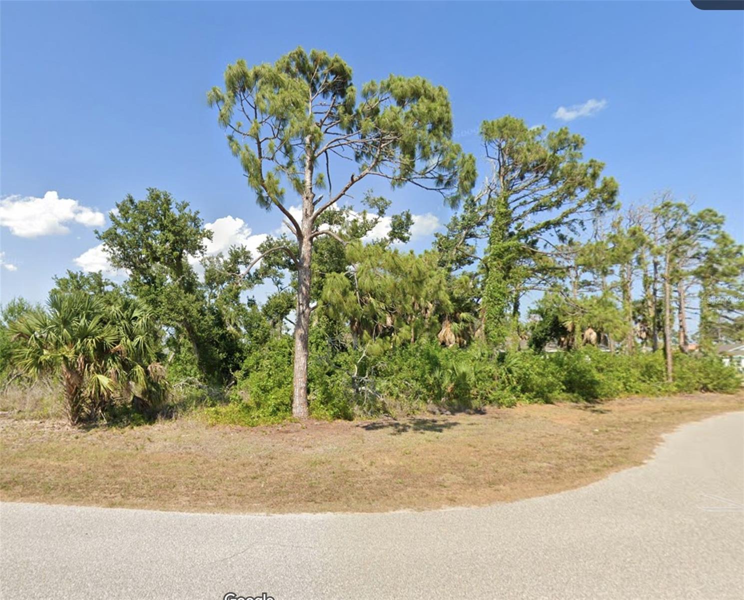 126 Australian Dr, FL